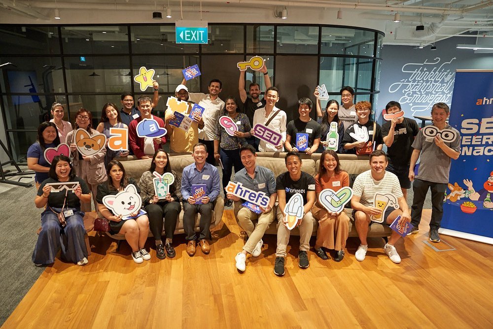 Photo of the attendees at our first ever SEO Beer and Snacks